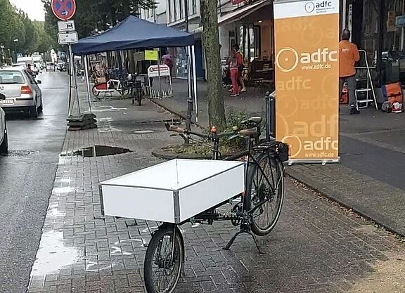 Parking Day Kerpen 2022 ganze Flucht